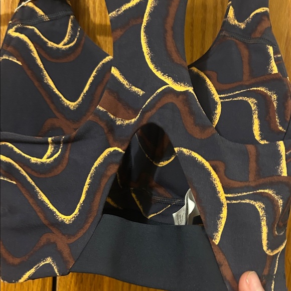 Patagonia Navy and Brown Wave Crop Top - Picture 3 of 5